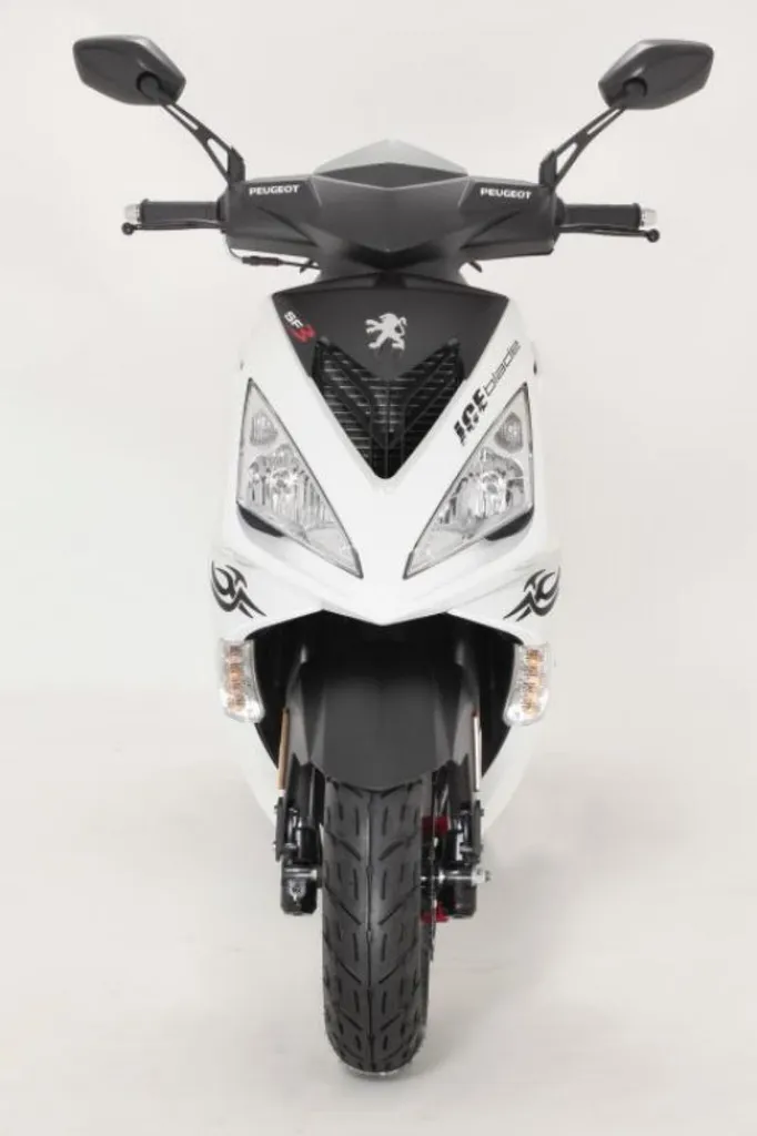 Scooter Peugeot speedfight ice blade