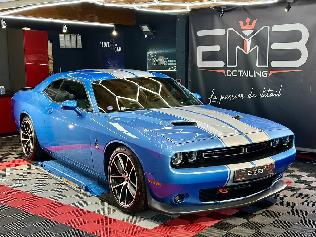 Traitement céramique , detailing Dodge Challenger spécialiste sur Vaugneray 