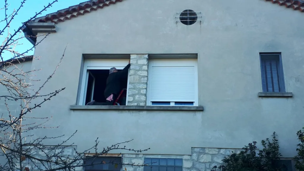 Installation de porte fenêtres en rénovation à Vaison
