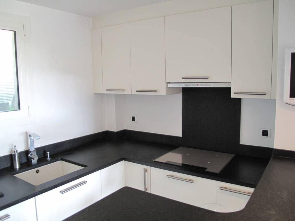 Cassis rez-de-jardin à la vente