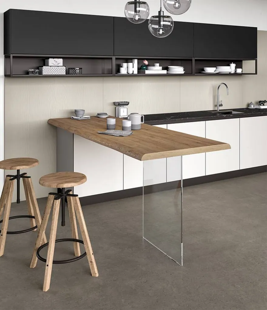 Modèle de cuisine italienne de prestige design blanc brillant avec installation à Sanary sur Mer dans le Var