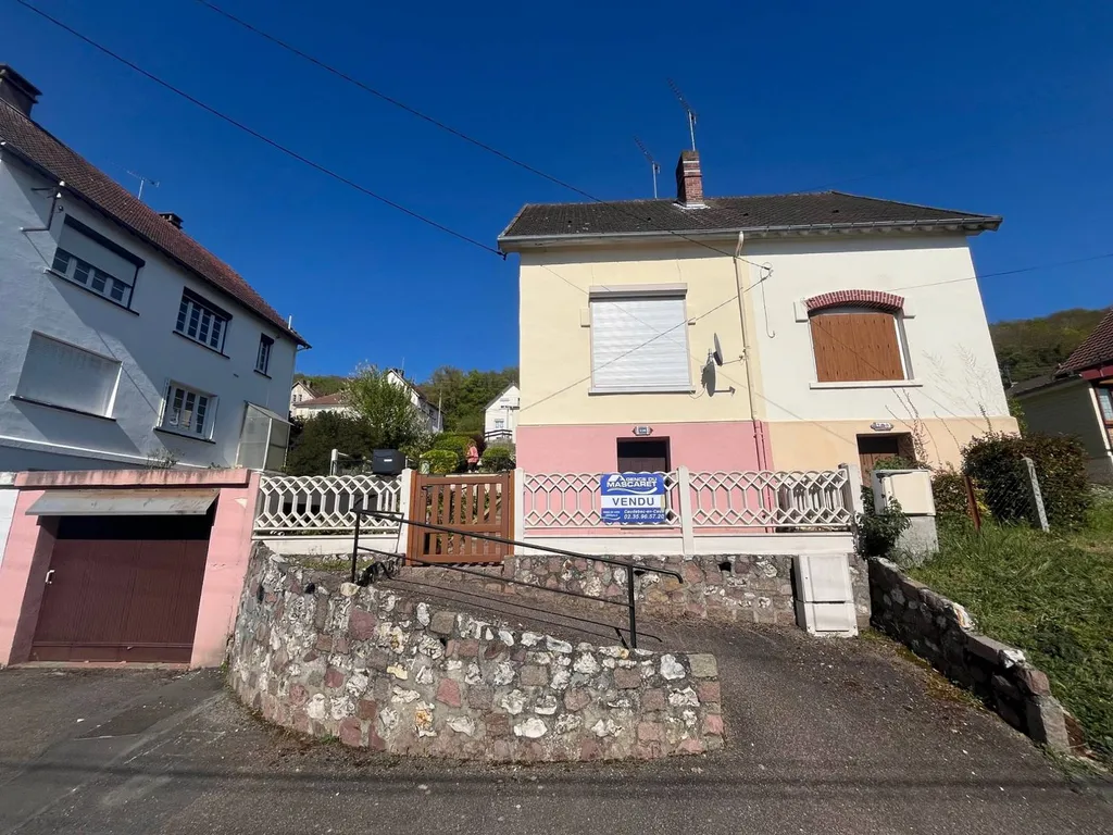 Maison Jumelée à vendre - d'environ 65 m² habitable - Le Trait à 30 minutes de Rouen