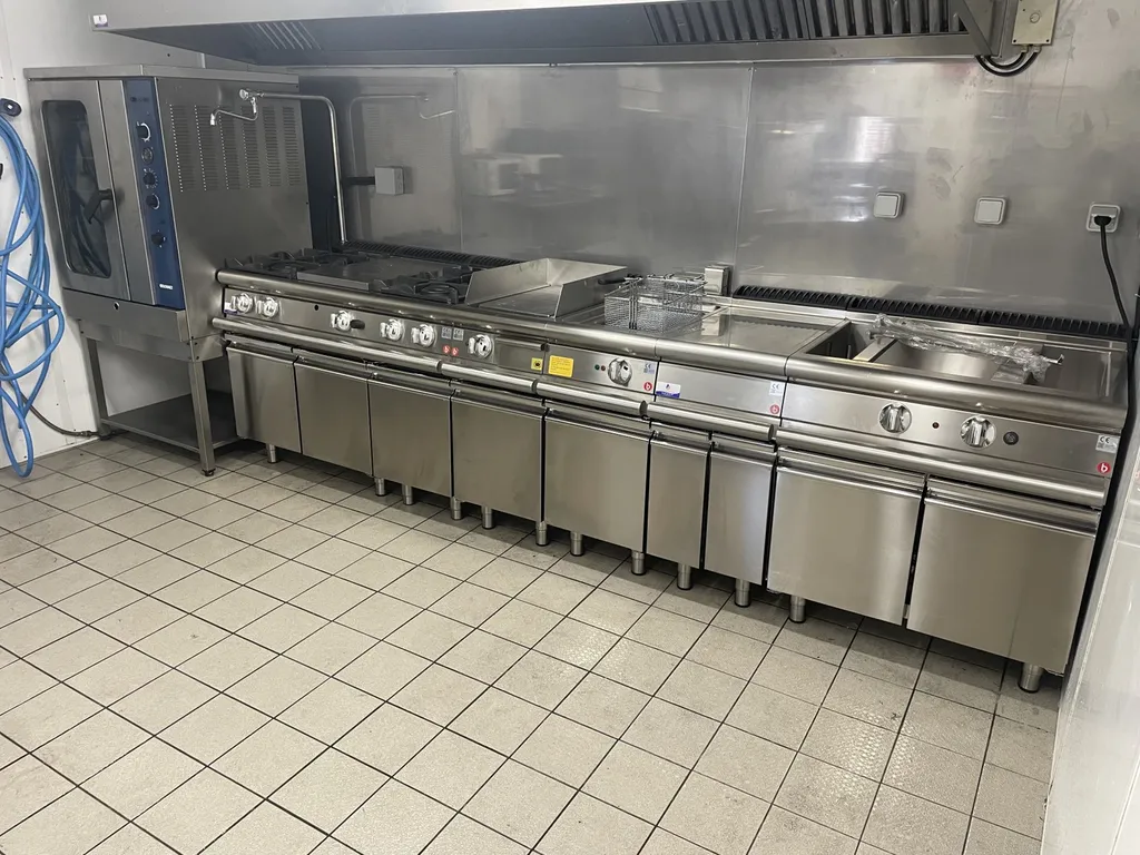 installation d une cuisine de marque Baron