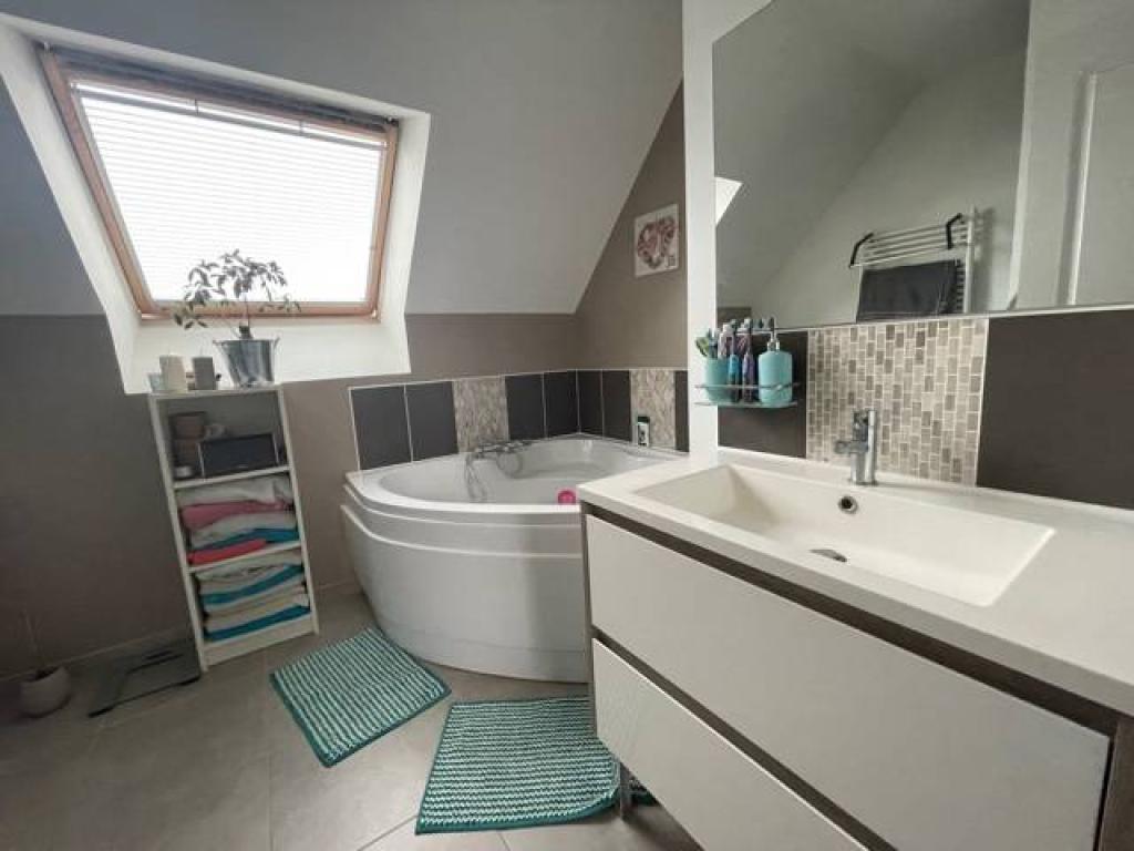 recherche maison a acheter bourgtheroulde