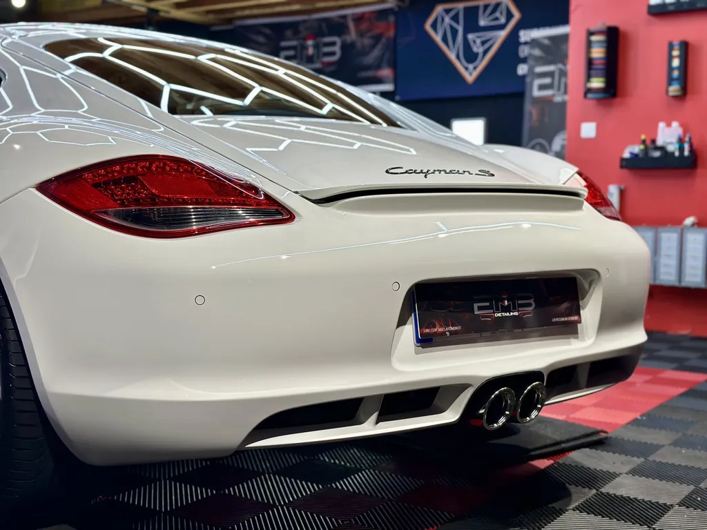 Detailing spécialiste Porsche PPF et traitement céramique sur Vaugneray proche Ecully 