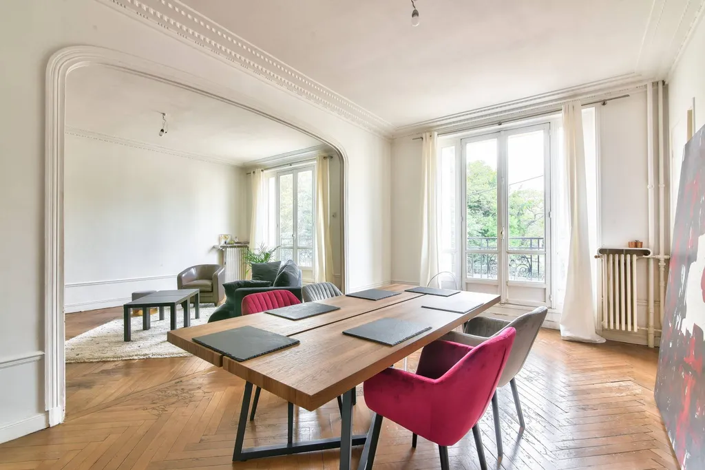 A vendre appartement de 143 m² pour profession liberale Courcelles Mallarmé à Paris 75017