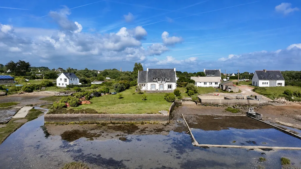 2622 - Propriété familiale avec vue sur l'anse du Pô