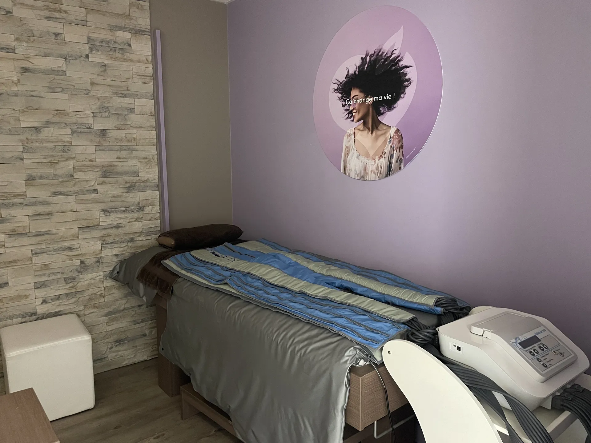 Drainage lymphatique pour combattre efficacement la cellulite ou la rétention d'eau dans votre centre d'amincissement proche de Villefranche sur Saône