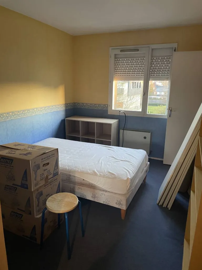 Chambre à coucher prête a être déménager par la société OBEN