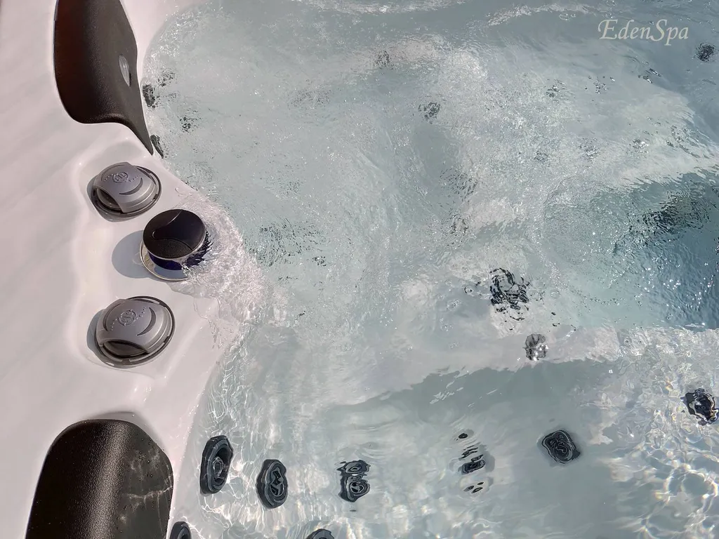 spa 2 places allongées canadien exterieur grau du roi