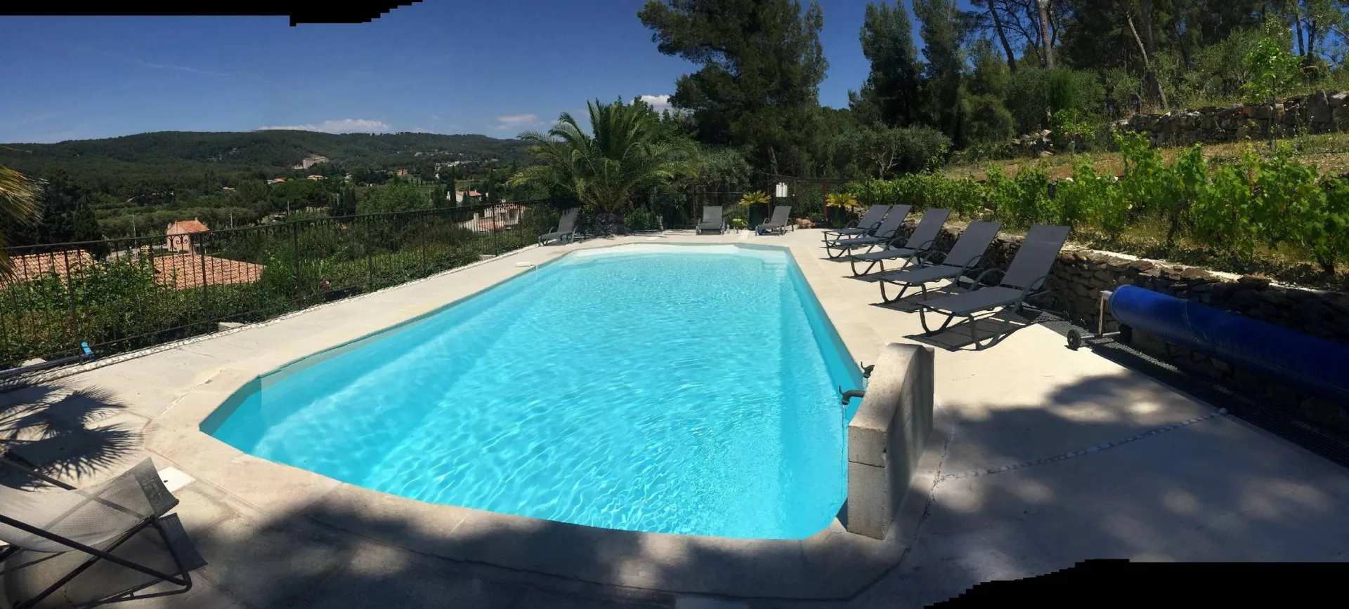 Cassis vente propriété familiale entre campagne et vignes