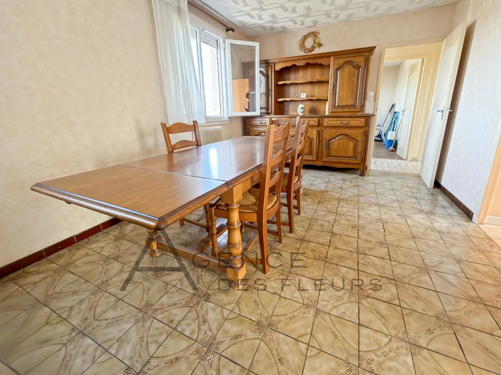 À vendre, maison à rafraîchir de 65m² sur un terrain de 678m² à Tourville-la-Rivière 76410