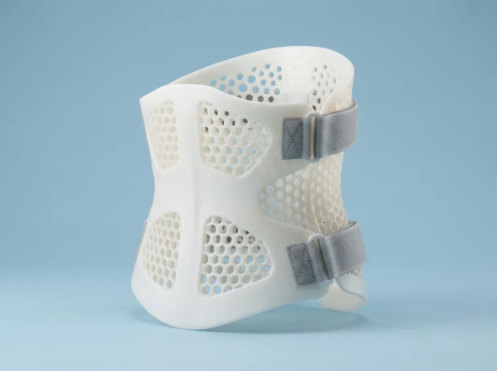 Corsets thermoformés sur-mesure en résine alvéolée pour immobilisation vertébrale dorsale et lombaire avec délivrance rapide à La Valette-du-Var proche de La Garde dans le Var (83)