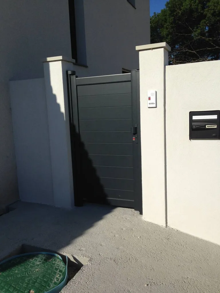 portillon et interphone