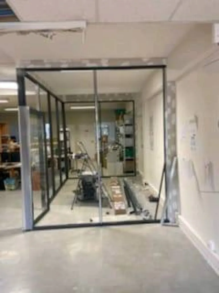 Création d' open space et aménagement de bureau à Gémenos