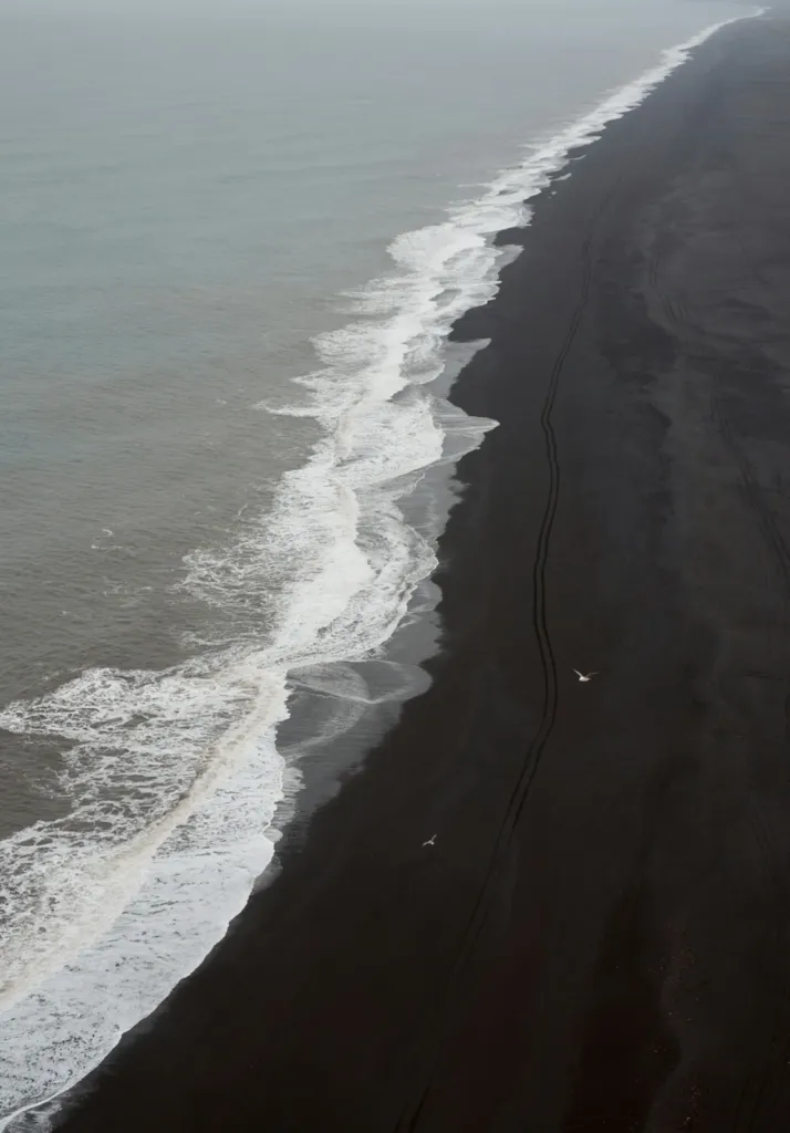 Pollution Marine : La Défense Stratégique des Auteurs de Rejets Illicites en Méditerranée devant le Tribunal aux Affaires Maritimes (infractions pénales maritimes)