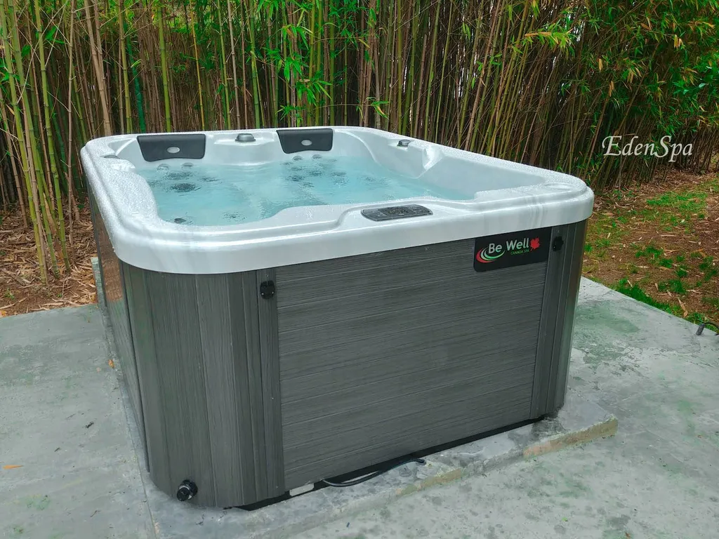 jacuzzi 3 places exterieur bambous carces