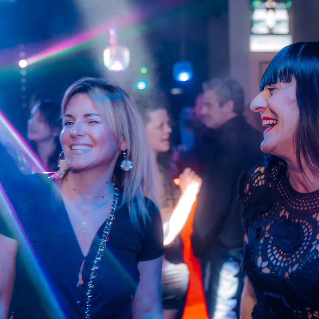 Restaurant dansant avec soirée et ambiance musicale Saint-Priest près de Lyon