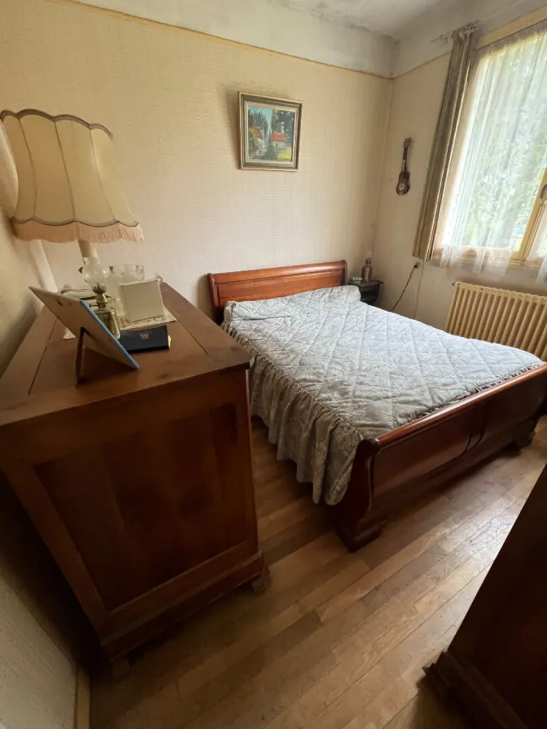 A vendre pavillon de 44m2 à rafraichir situé à Saint-Ouen-du-Tilleul