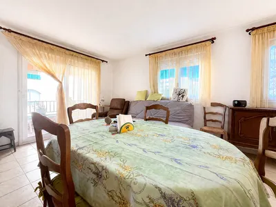 Salon appartement Six-Fours