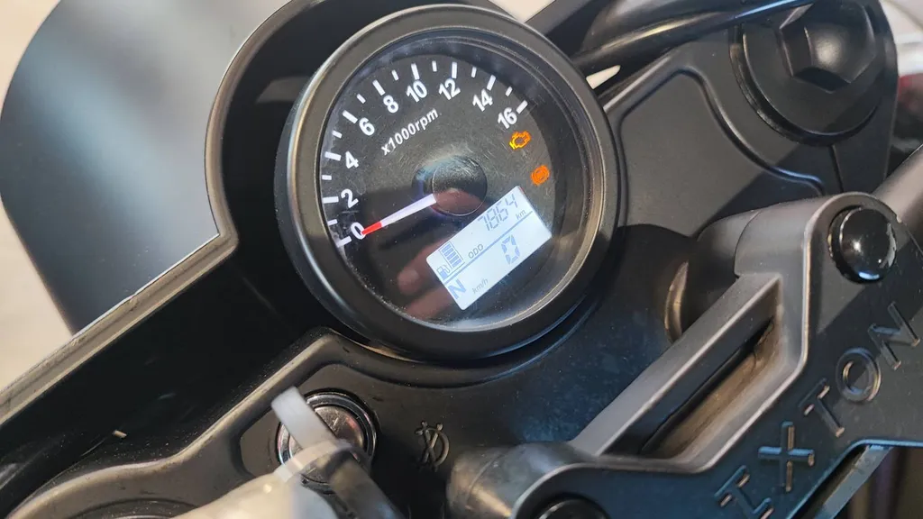 BRIXTON GLANVILLE 250 DU 09/2019 AVEC 7900 KM.