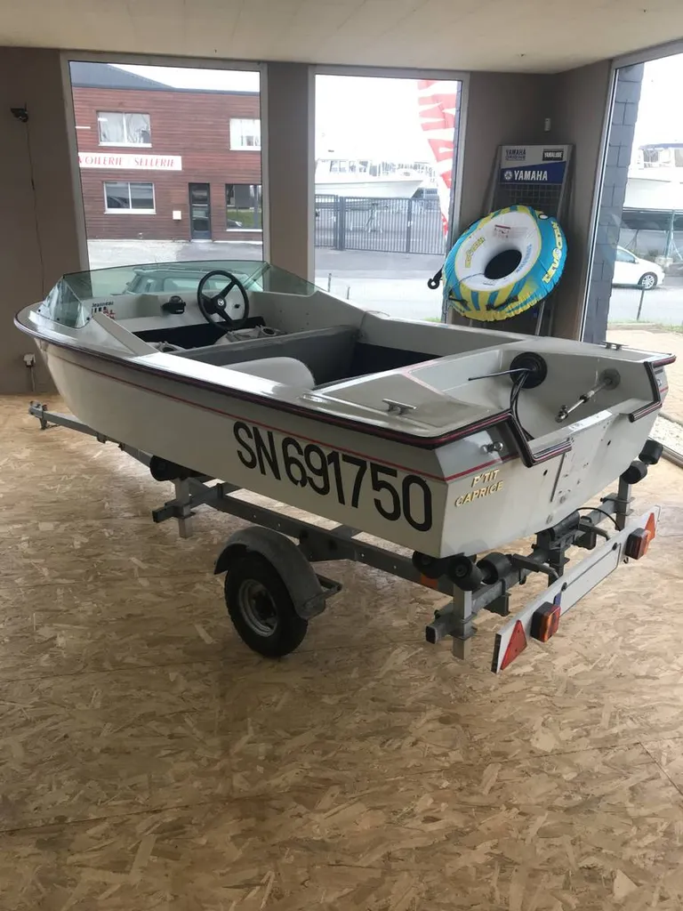 acheter son premier bateau d'occasion dans le Morbihan chez un concessionnaire bateau