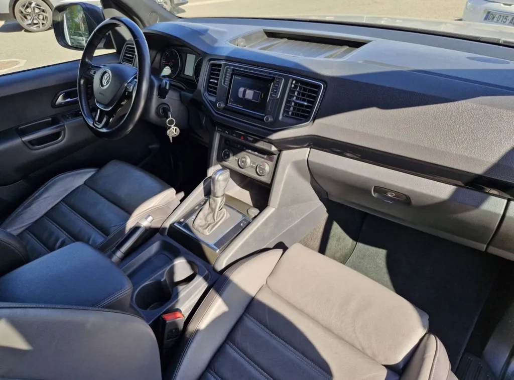 VOLKSWAGEN AMAROK DOUBLE CABINE 3.0 V6 TDI 258 CV 4MOTION DUCATI DIAVEL EDITION BVA OCCASION / ROLL COVER / ATTELAGE / PEINTURE MATE / RAMPE LED près de Toulouse en occitanie