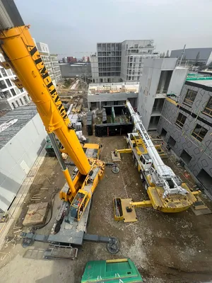 Location de grue mobile à Massy pour chantier de construction de logements neufs