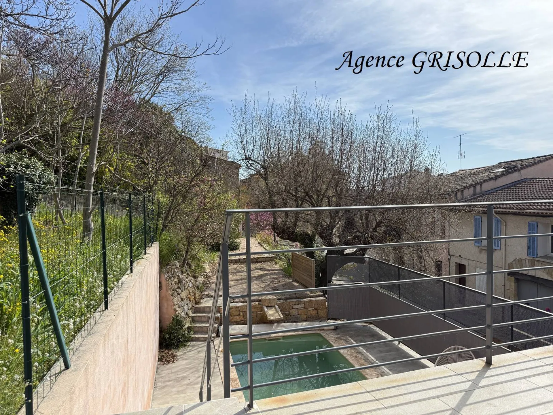 Maison 3 pièces 66 m² · à Sainte-Anastasie-sur-Issole · 66 m² · 278 000 €