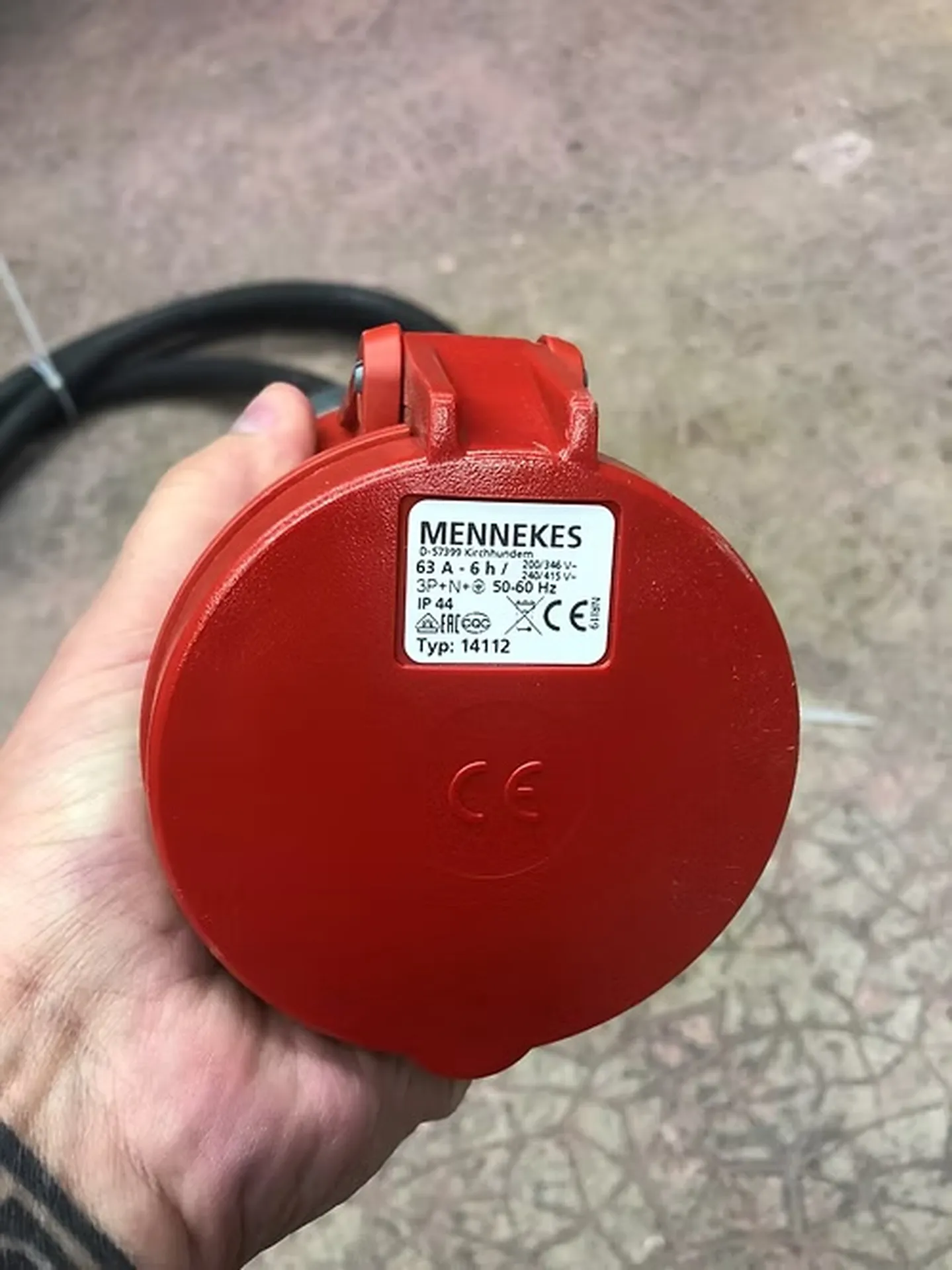 CABLE 125A MALE VERS 63A FEMELLE