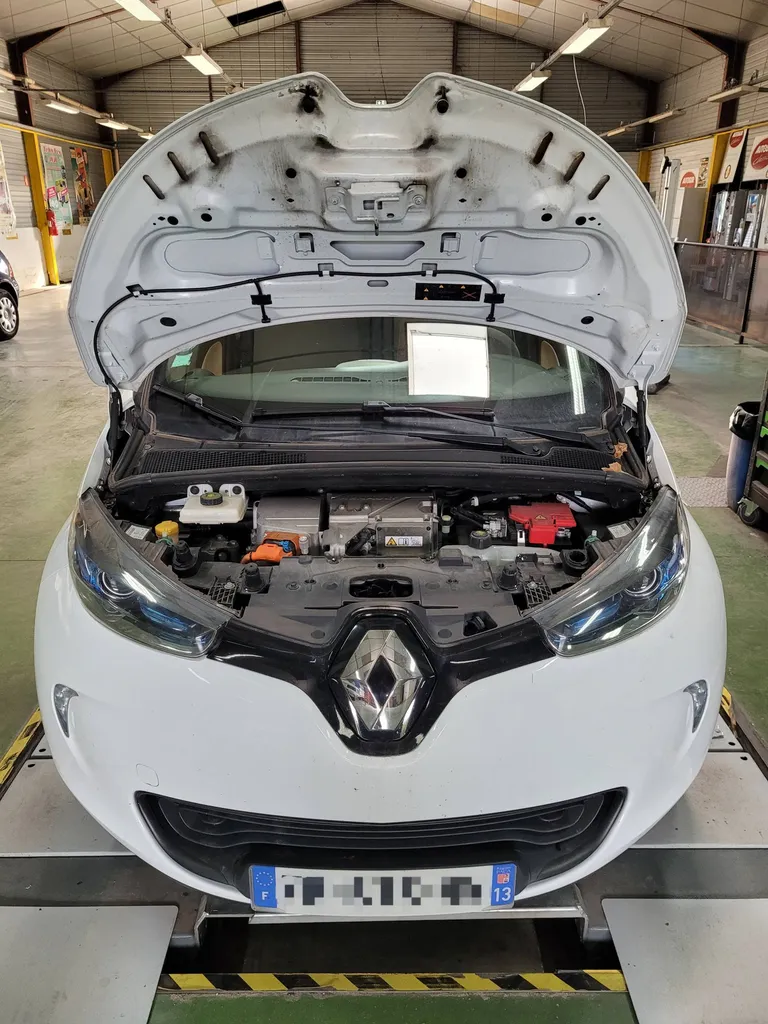 La Renault ZOE, véhicule électrique, ne passe pas de contrôle pollution dans votre centre de contrôle technique Autosur Martigues