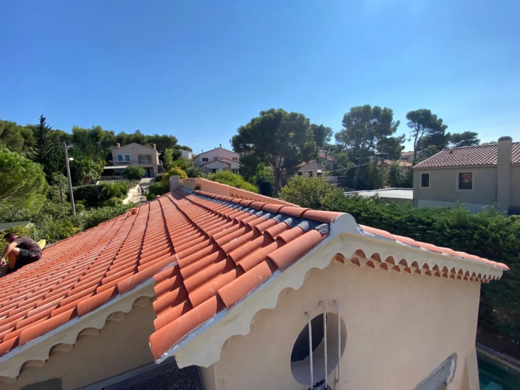 toiture fini prés de martigues