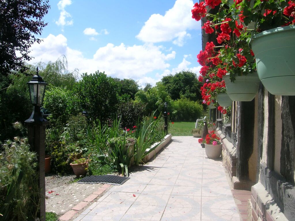 a acheter dasn un environnement privilégié belle maison à colombages en normandie