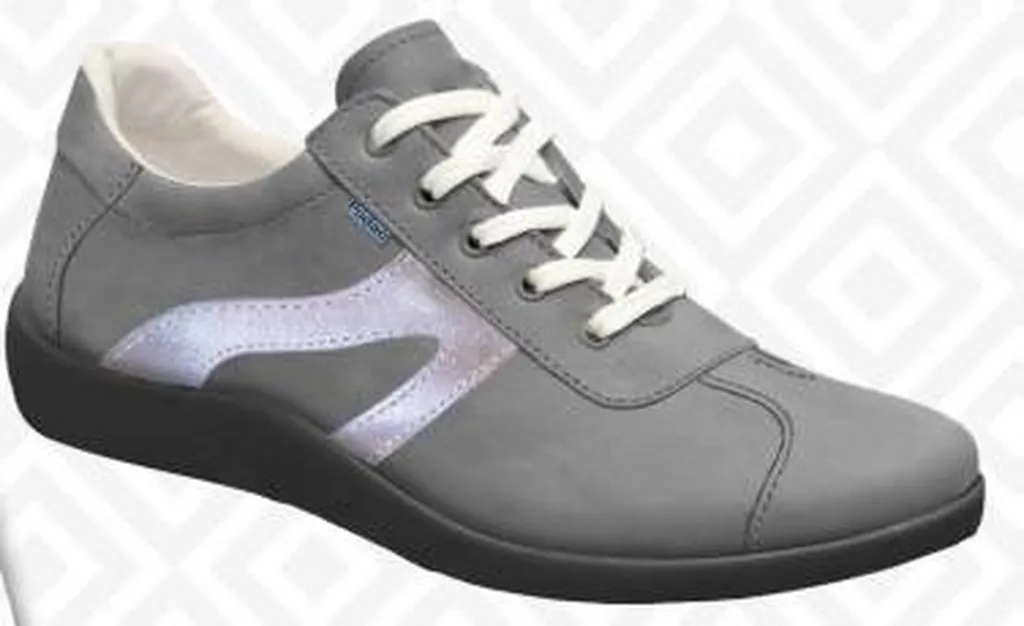 FABRICANT DE CHAUSSURES ORTHOPEDIQUES POUR FEMME A SAINT-MAUR DES FOSSES