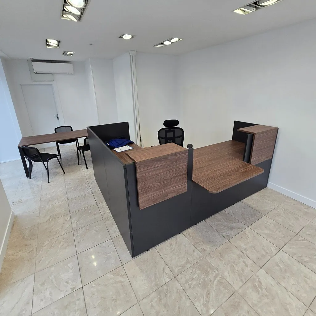 Société d’aménagement intérieur sur Fécamp 76 : conception sur mesure d’espaces professionnels avec mobilier fonctionnel et moderne