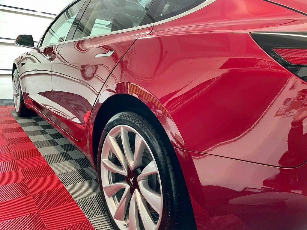 Prix d'un traitement céramique tesla model 3 à Lyon