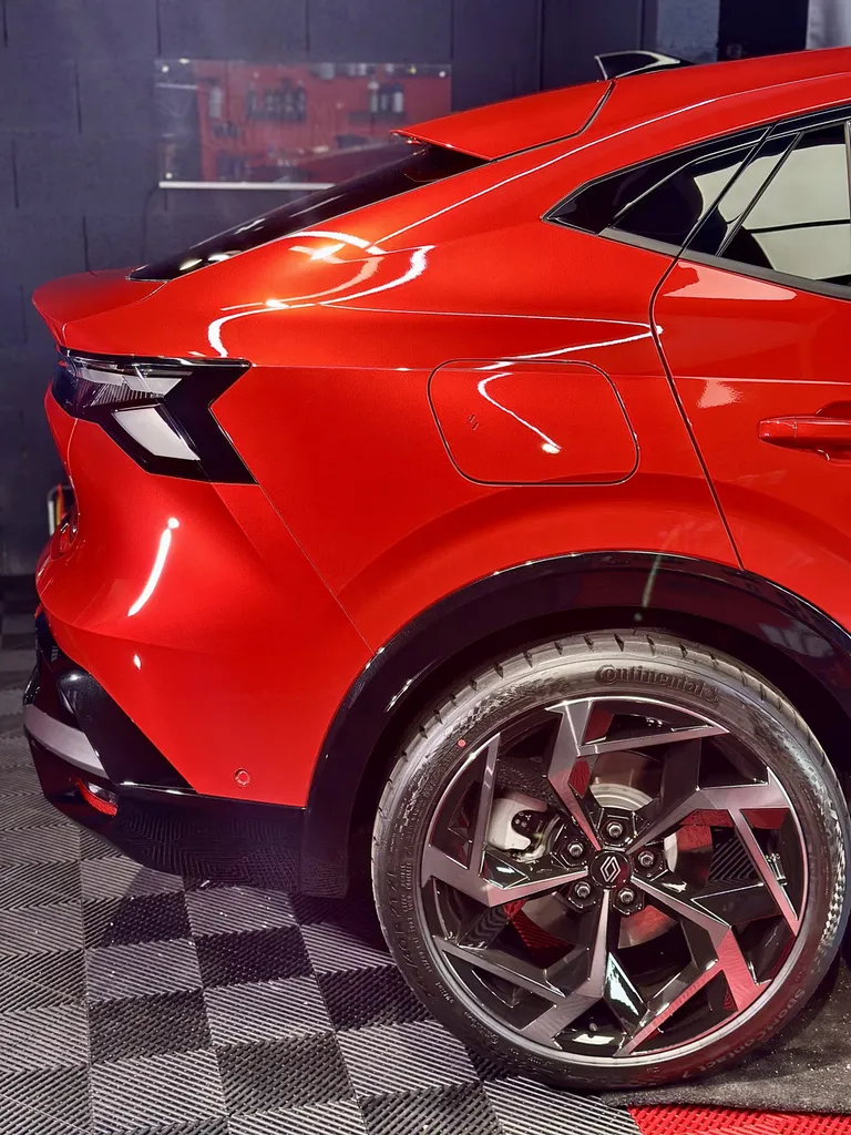 EMB DETAILING spécialiste du traitement céramique et film de protection PPF Renault Rafale