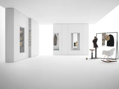 Aménagement d'un dressing armoire sur mesure design blanc à Bandol dans le 83