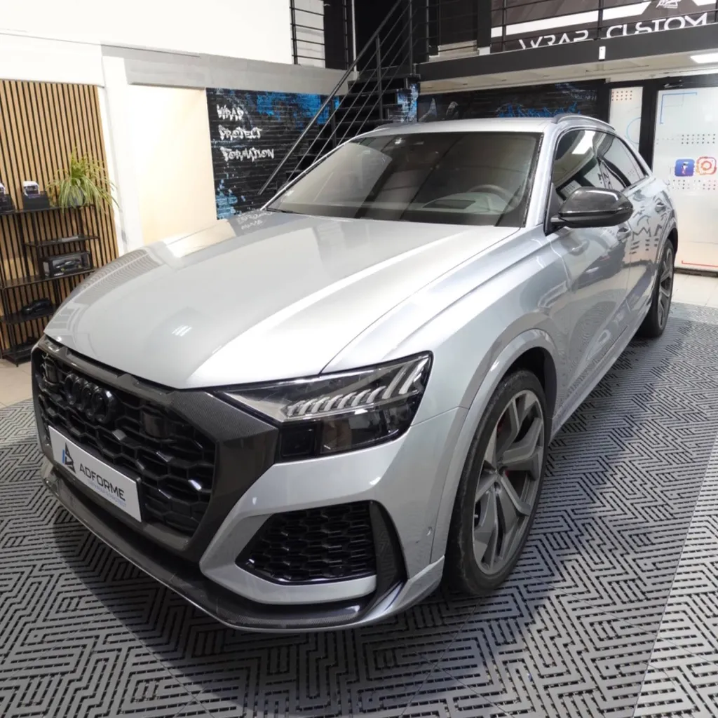 Audi RSQ8