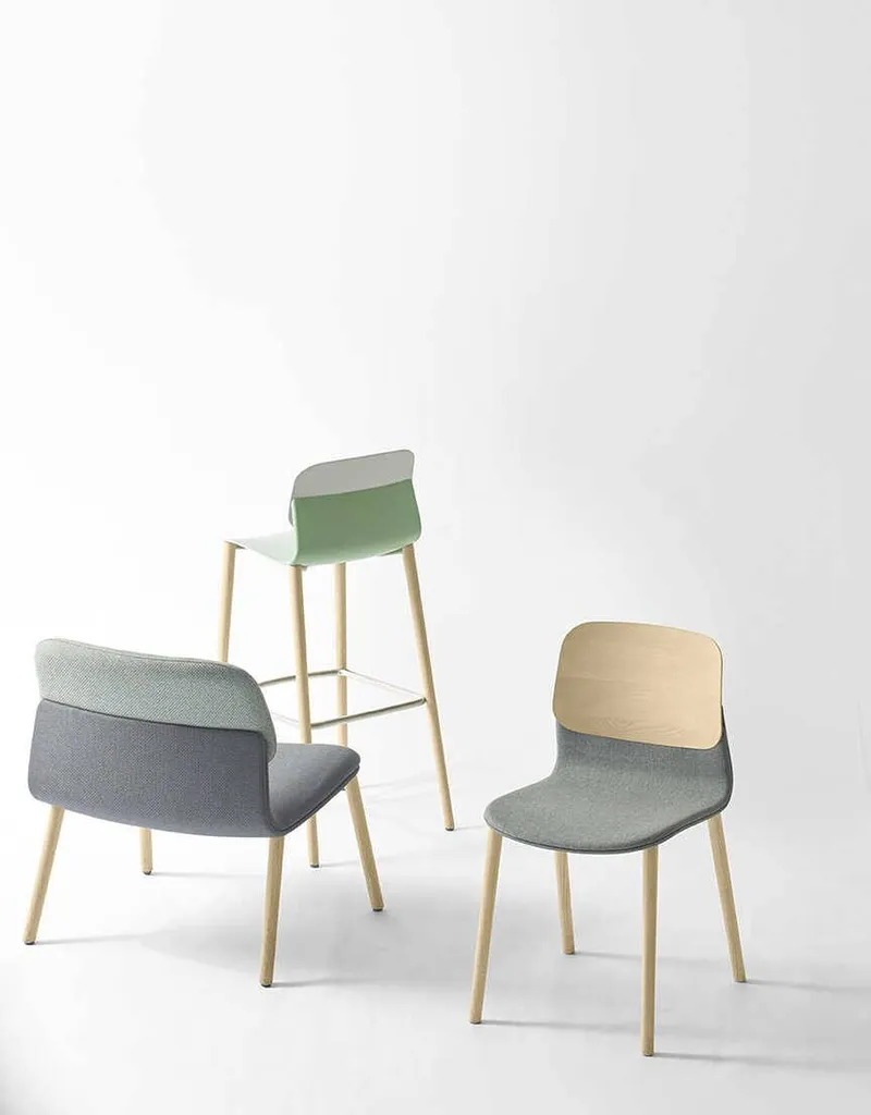 Chaise tabouret et chauffeuse Klik Sokoa à Marseille