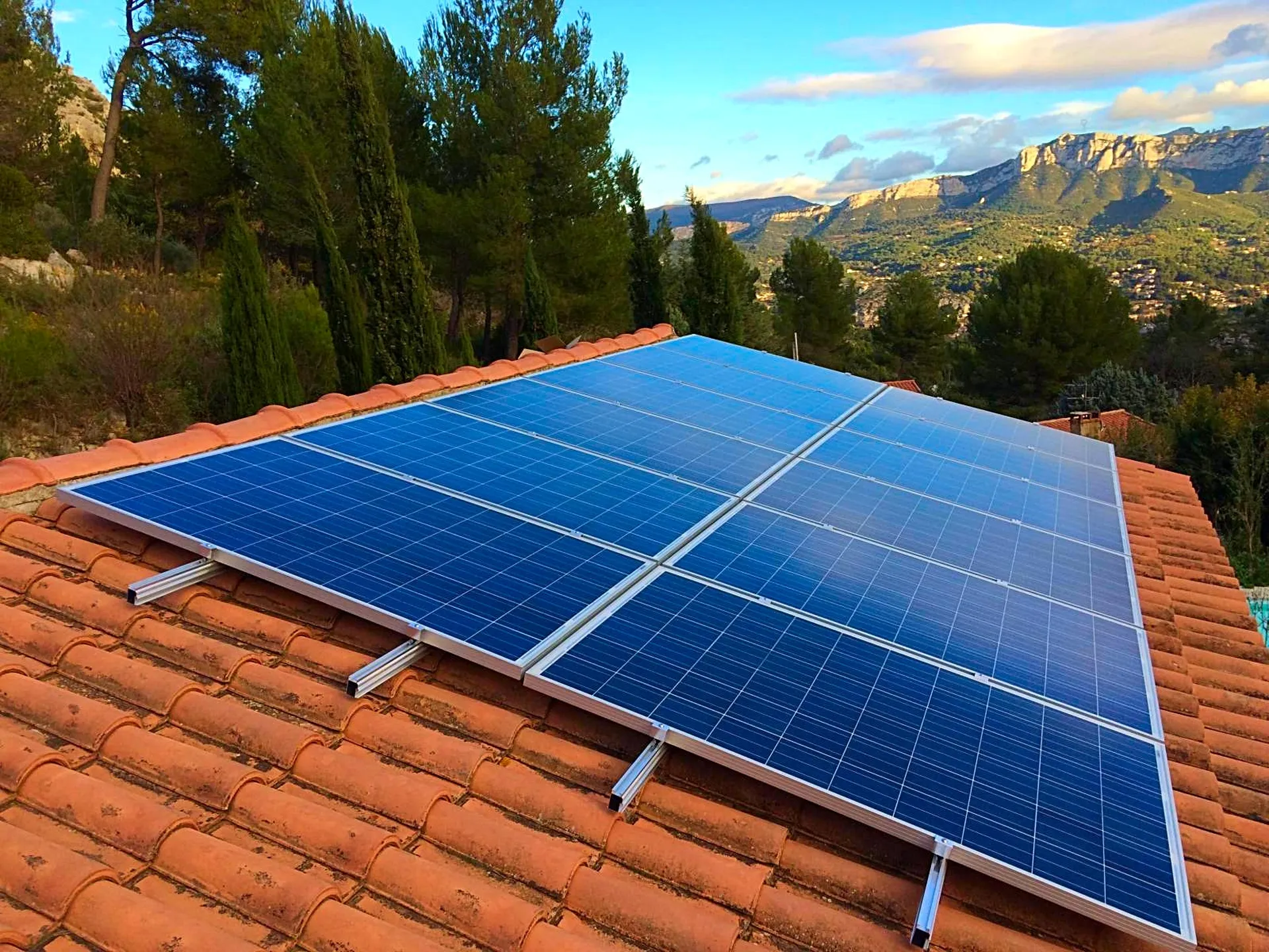 Panneaux photovoltaïques sur toiture