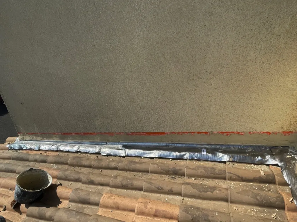 Réfection de Solin en plomb d’une toiture de maison sur Martigues 13500