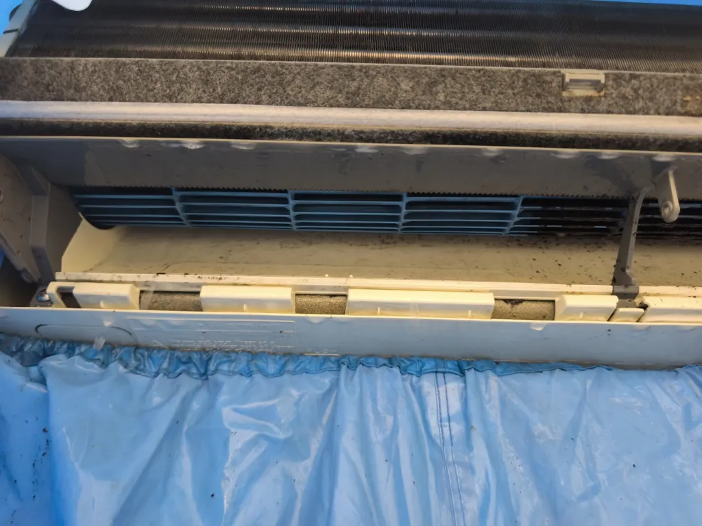 Maintenance d'un système de climatisation réversible