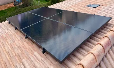 Installation de 4 panneaux photovoltaïques (puissance 2kWc) avec batterie physique à Tassin-la-Demi-Lune près de Lyon (69)
