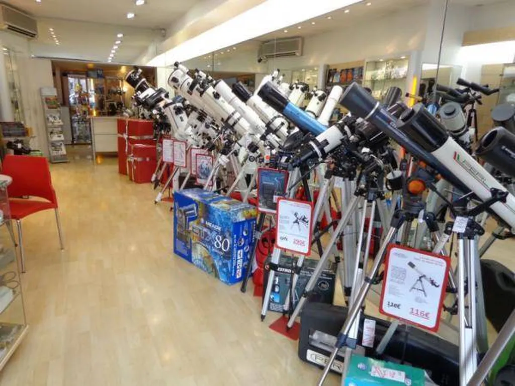 Accessoires d’astronomie pour l’été : équipez-vous chez Astronomie Espace Optique à Bordeaux