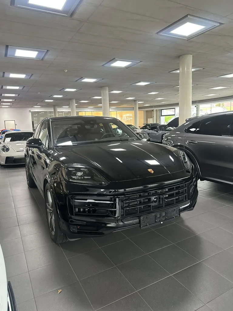 Centre automobile en Gironde dédié aux projets automobiles premium et à l’importation internationale