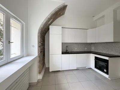 jolie cuisine individuelle pour faire des gâteaux 