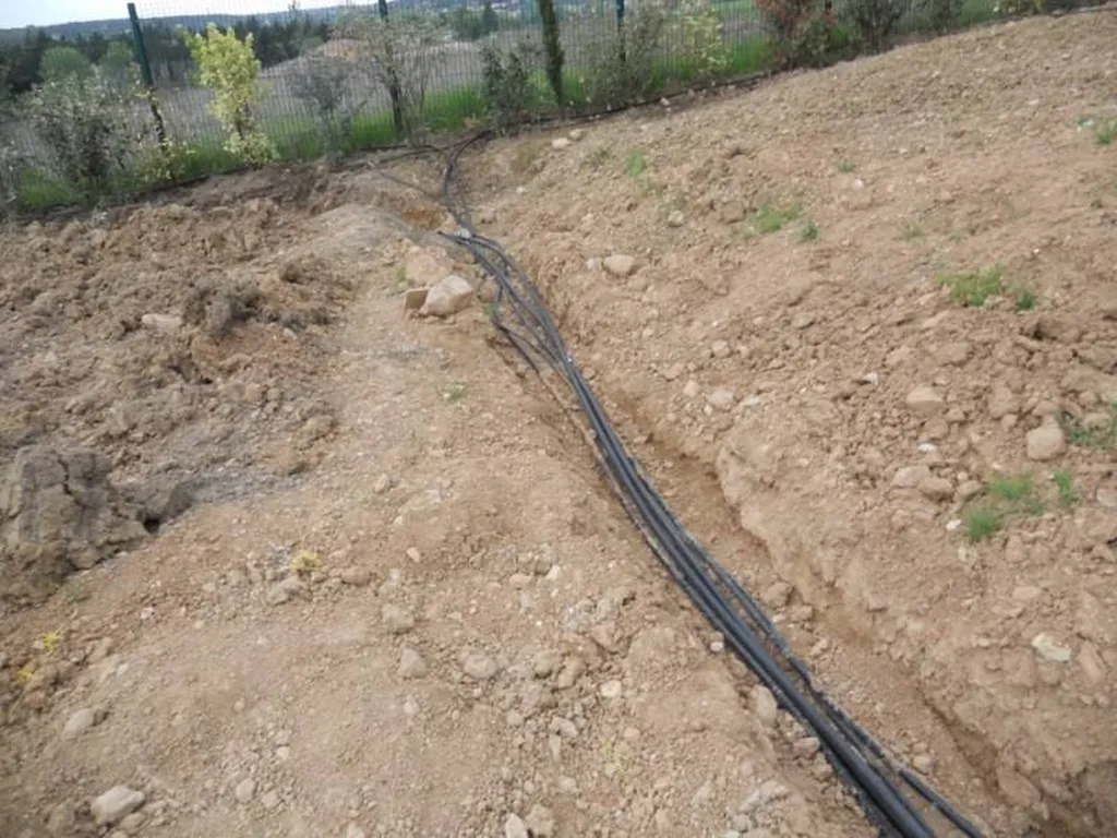 Création d'un arrosage automatique proche Aix en Provence par Les Jardins de Romain.