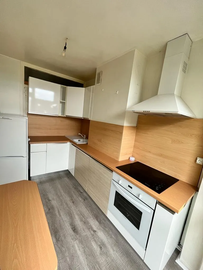 Appartement en location de 54,26m², situé Parc du Cailly à Mont-Saint-Aignan, 736€ charges comprises