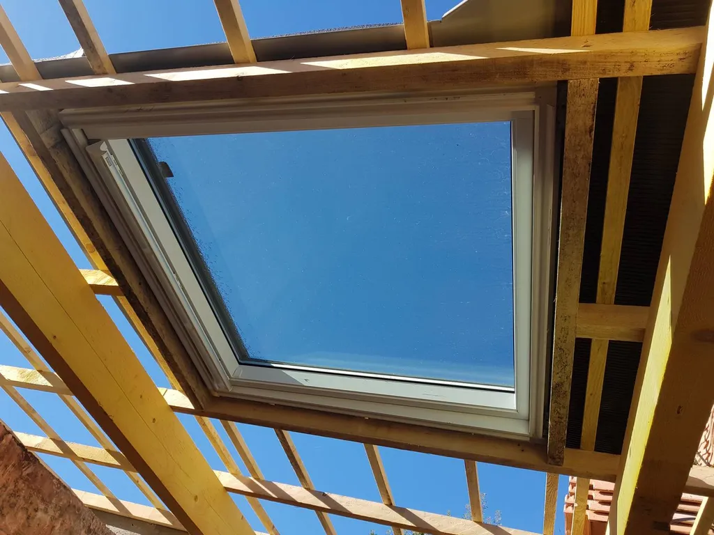Fenêtre de toit type Velux 1